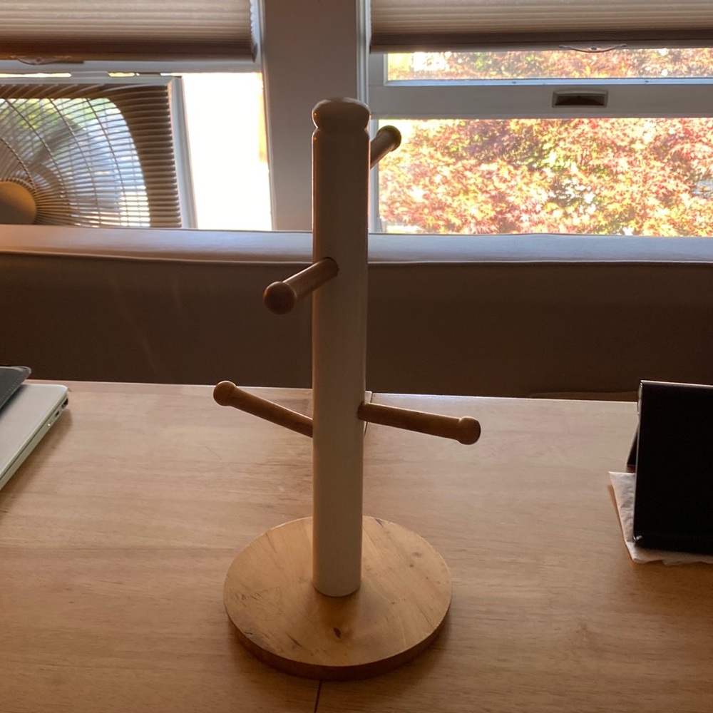 Jewelry stand